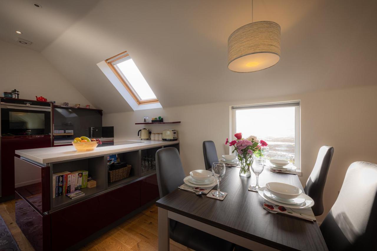Skyelight Apartment Portree Eksteriør bilde